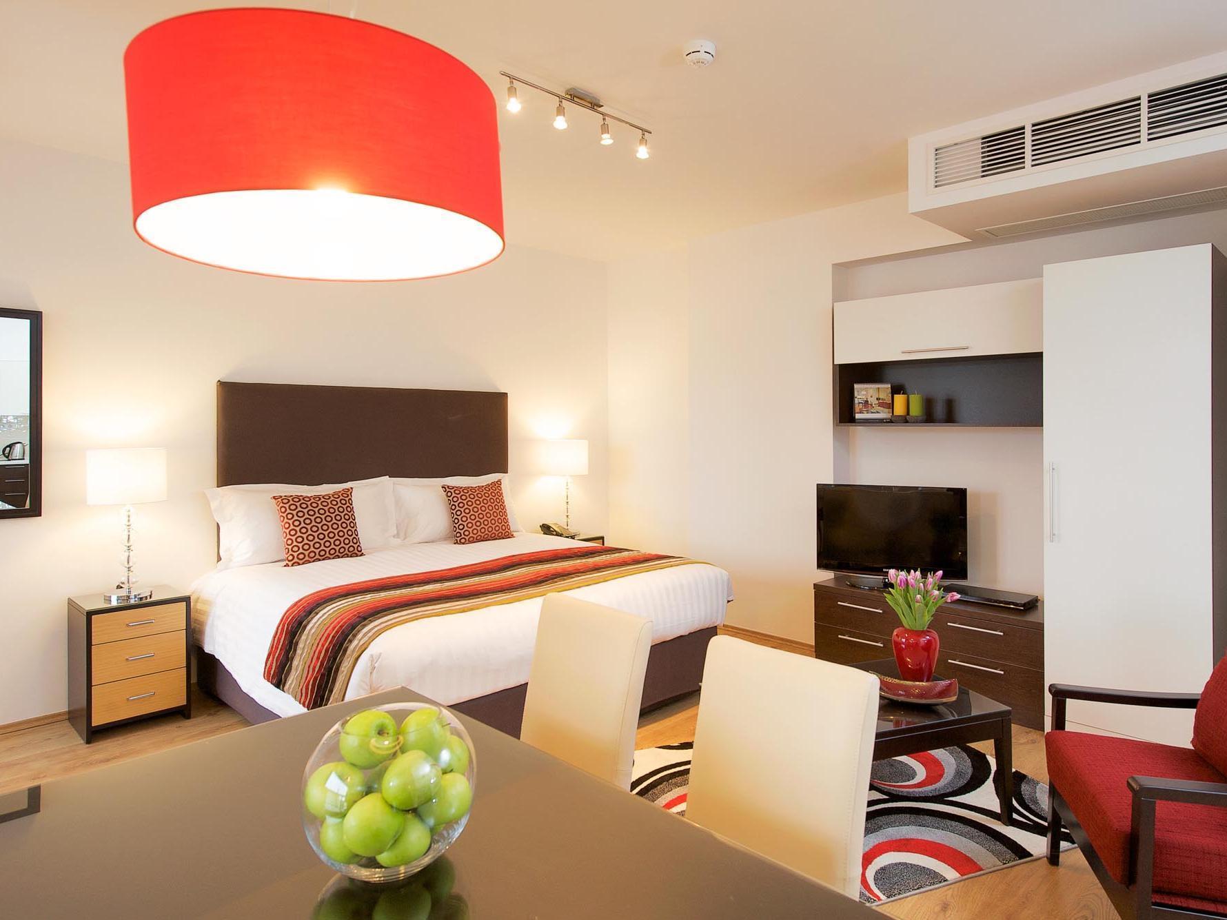Escala Hotel & Suites Будапеща Екстериор снимка